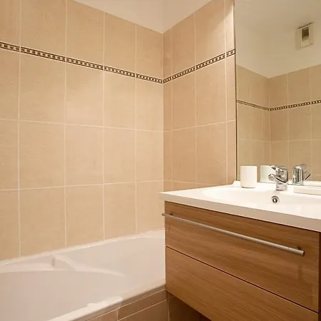 Daire 73m² Piscine Parking Saint-Raphaël